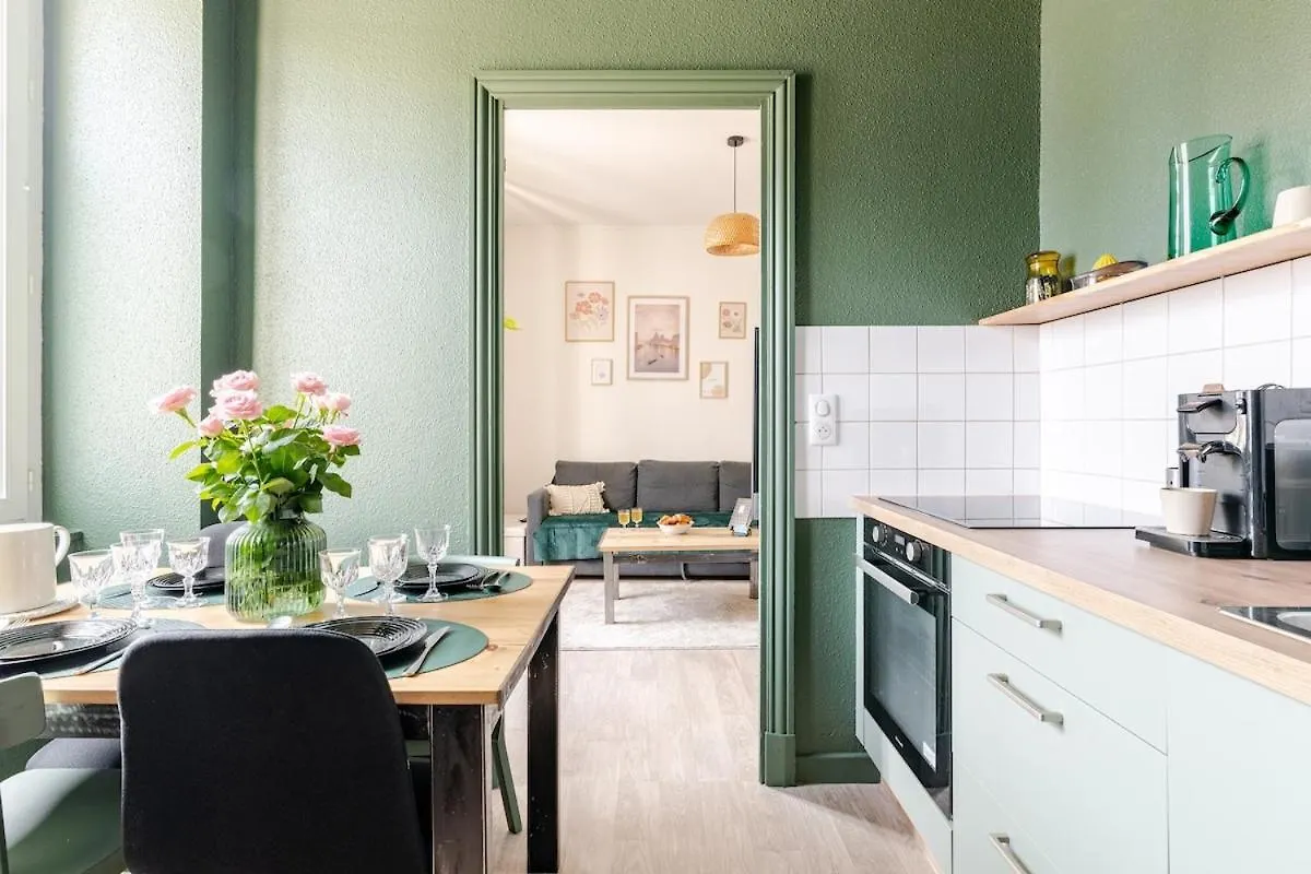 Cozy Apartment With Free Parking On Site Roanne
